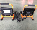 Projecteur Led portable 30W de face et de dos