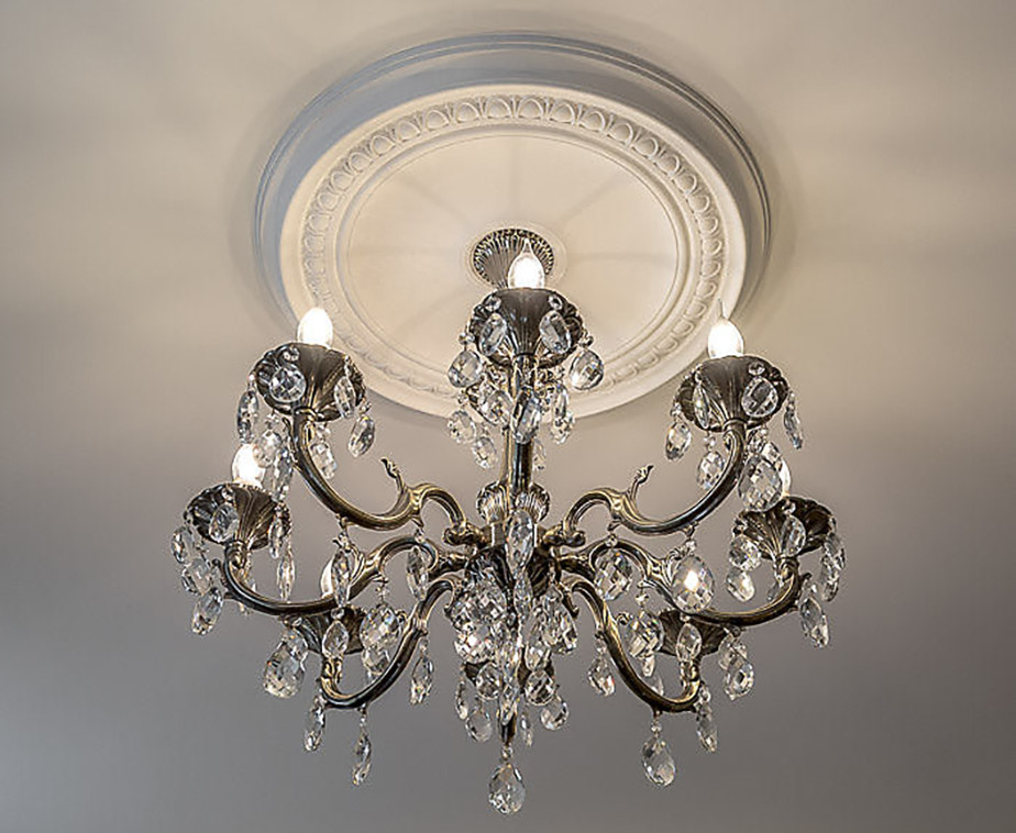 Rosace de plafond R77 polyuréthane Orac Ø 62 cm