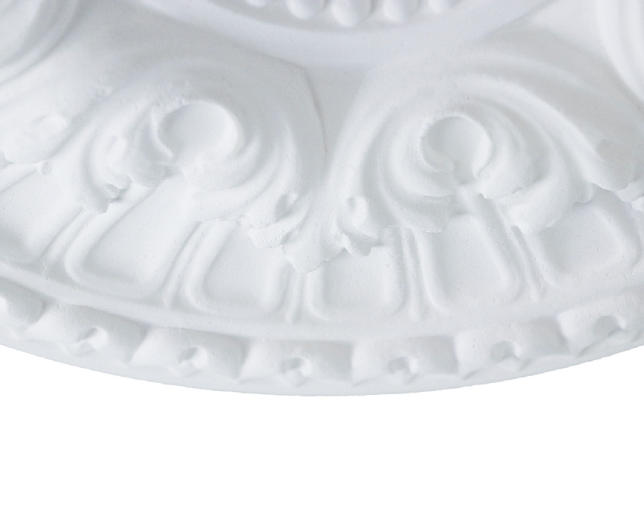 Zoom sur la rosace décorative Ø 46 cm polystyrène RT16